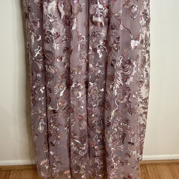 Mac Duggal EMBELLISHED V NECK ILLUSION LONG SLEEVE A LINE GOWN in rose size 4 - Picture 11 of 12